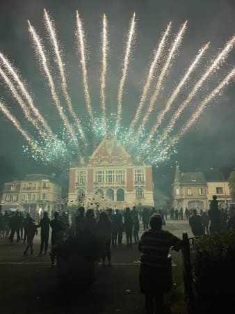 Spectacle de Feux d'artifice à Sauville